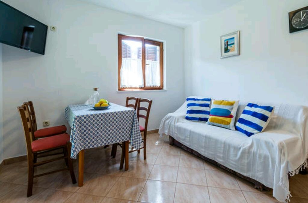 Apartments Bralic Вис Экстерьер фото