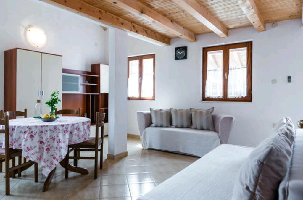 Apartments Bralic Вис Экстерьер фото