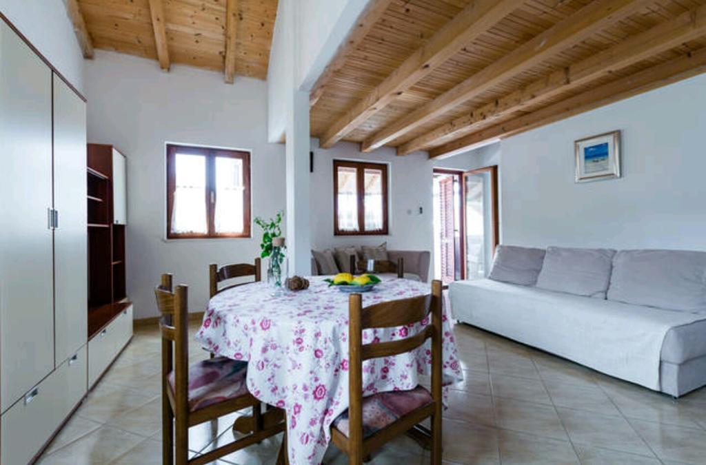 Apartments Bralic Вис Экстерьер фото